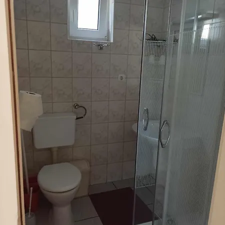 Kissvendégház 3*